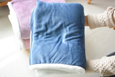 Winter Warm Dog Sleeping Mat Flannel Soft Puppies Small Medium Large Animals Pet Blanket Bed Cat Travel Car Sofa Protector Goods