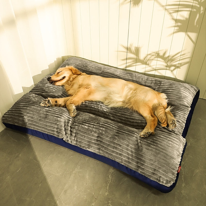 HOOPET Dog Mat Sleeping with Winter Floor Mat Removable And Washable Pet Four Seasons Universal Kennel Winter Large Dog