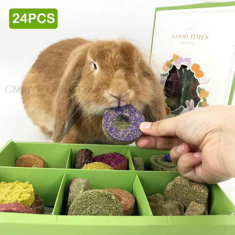 24 PCS Small Pets Rabbit Hamster Grinding Teeth Grass Cake Cookie Chinchilla Guniea Pig Molar Chew Bite Toy Snack Accessories