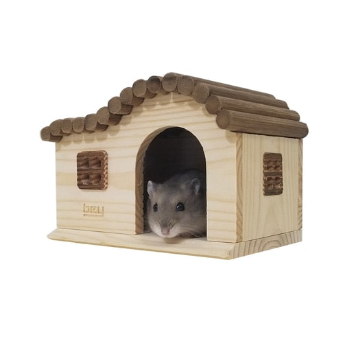 High Quality Natural Hamster Wood Shed House Small Animal Cage Accessories Chinchillas Toys