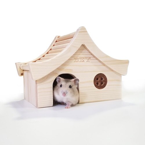 High Quality Natural Hamster Wood Shed House Small Animal Cage Accessories Chinchillas Toys