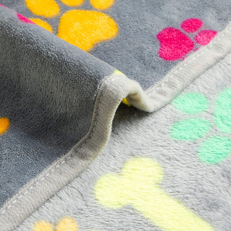 Benepaw Cozy Dog Blanket Winter Autumn Warm Lightweight Soft Fluffy Coral Fleece Cat Puppy Bed Mat Pet Sleeping Machine Washable