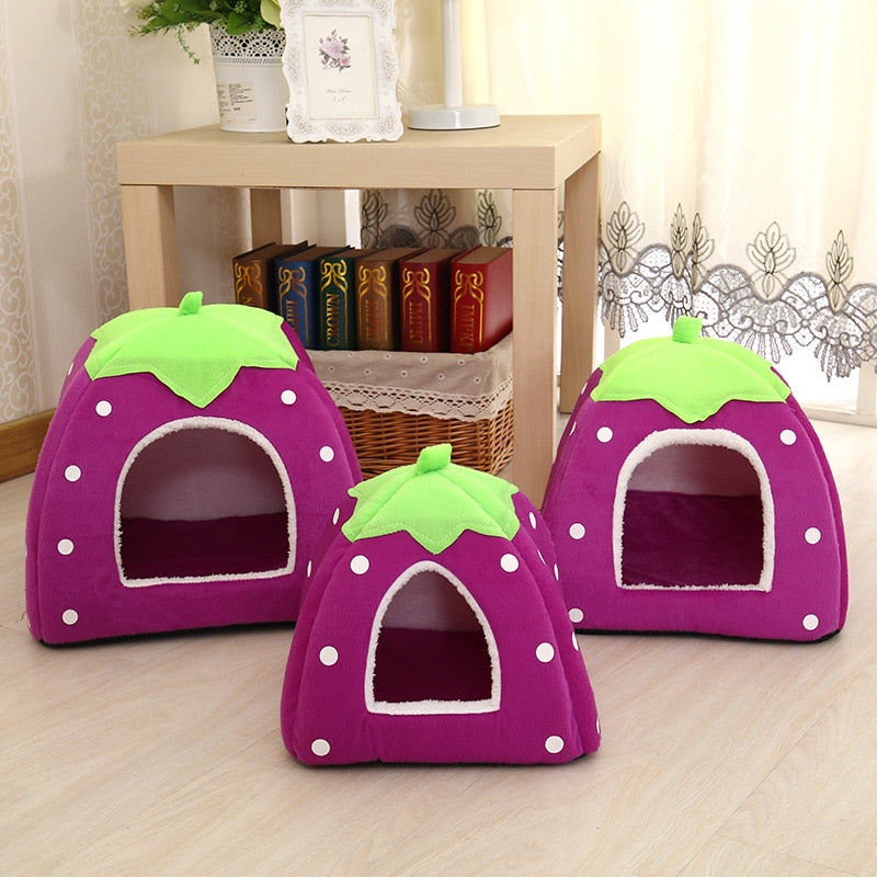 26cm Soft Small Animal House Nest Guinea Pig Hamster Winter Warm Squirrel Rabbit Chinchilla Rat Strawberry Bed Pet