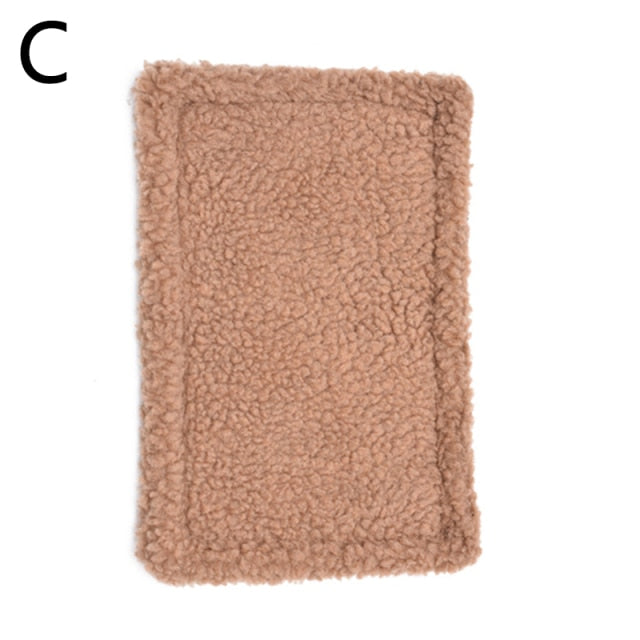 Double-sided Small Pet Warm Mat Plush Hamster Small Mat Guinea Pig Nest Mat Easy To Carry Rectangular Rabbit Bed Cushion Mat