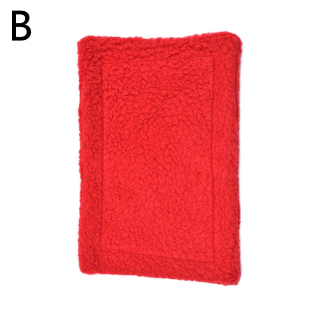 Double-sided Small Pet Warm Mat Plush Hamster Small Mat Guinea Pig Nest Mat Easy To Carry Rectangular Rabbit Bed Cushion Mat