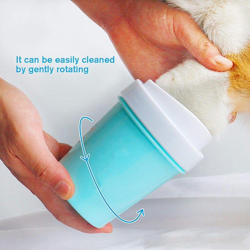 Benepaw Durable Effective Silicone Dog Paw Washer Portable Soft Comfortable Cleaning Pet Foot Washer Cup Dog Feet Cleaner Brush