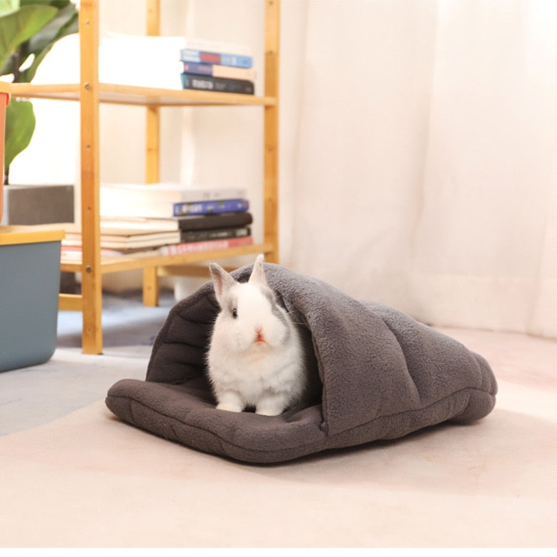 Soft Fleece Guinea Pig Bed Rabbit Hamsters Sleeping Bag Small Pets Cave Nest Bed Cushion Warm Slippers Pet House